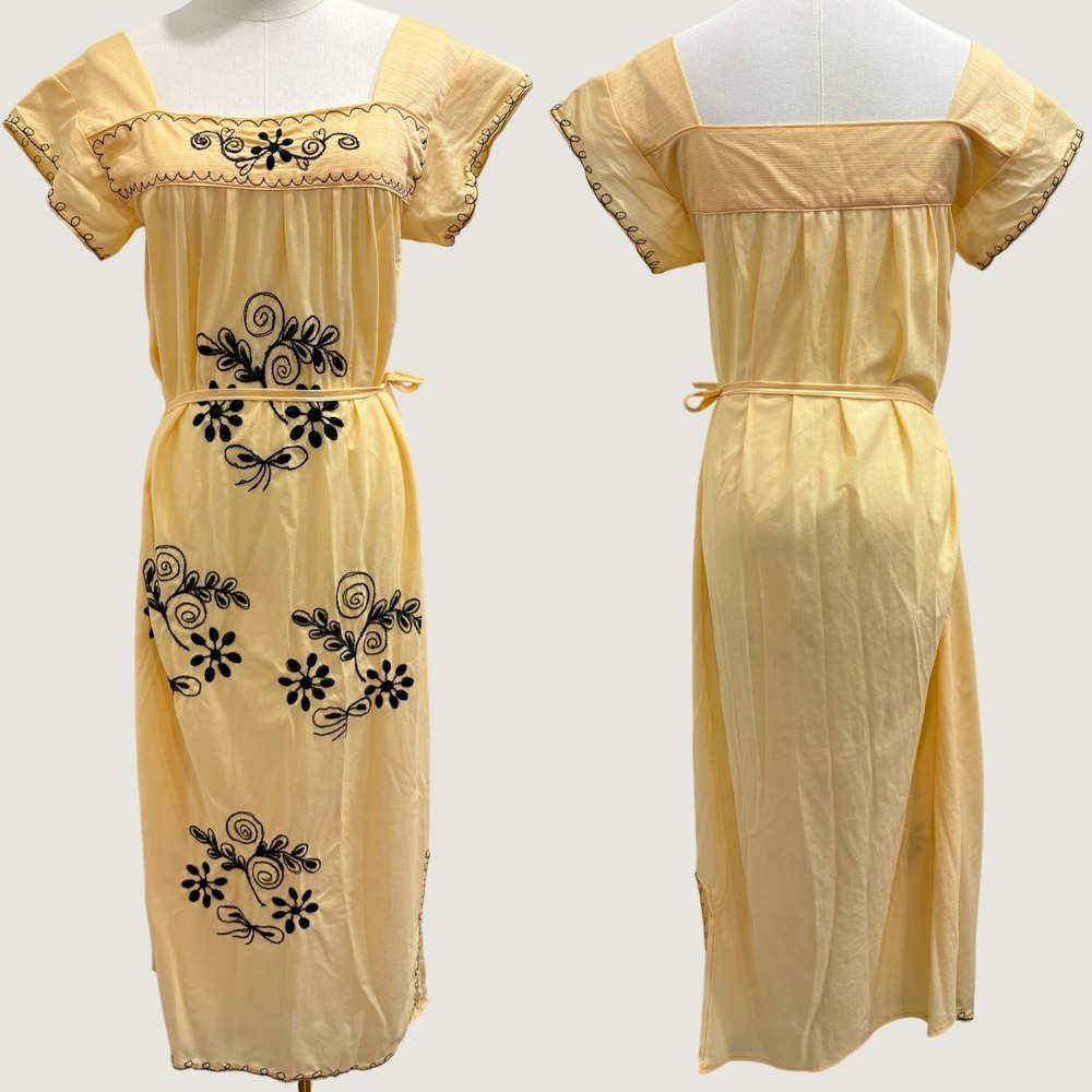 VTG 70s Butter Yellow Floral Embroidered House Dress Boho Granny Ecuador Small
